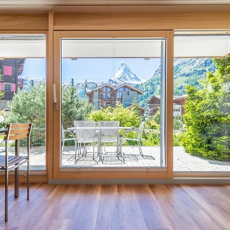Haus Alpine Apartment Zermatt Exterior photo